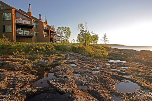 Superior Shores