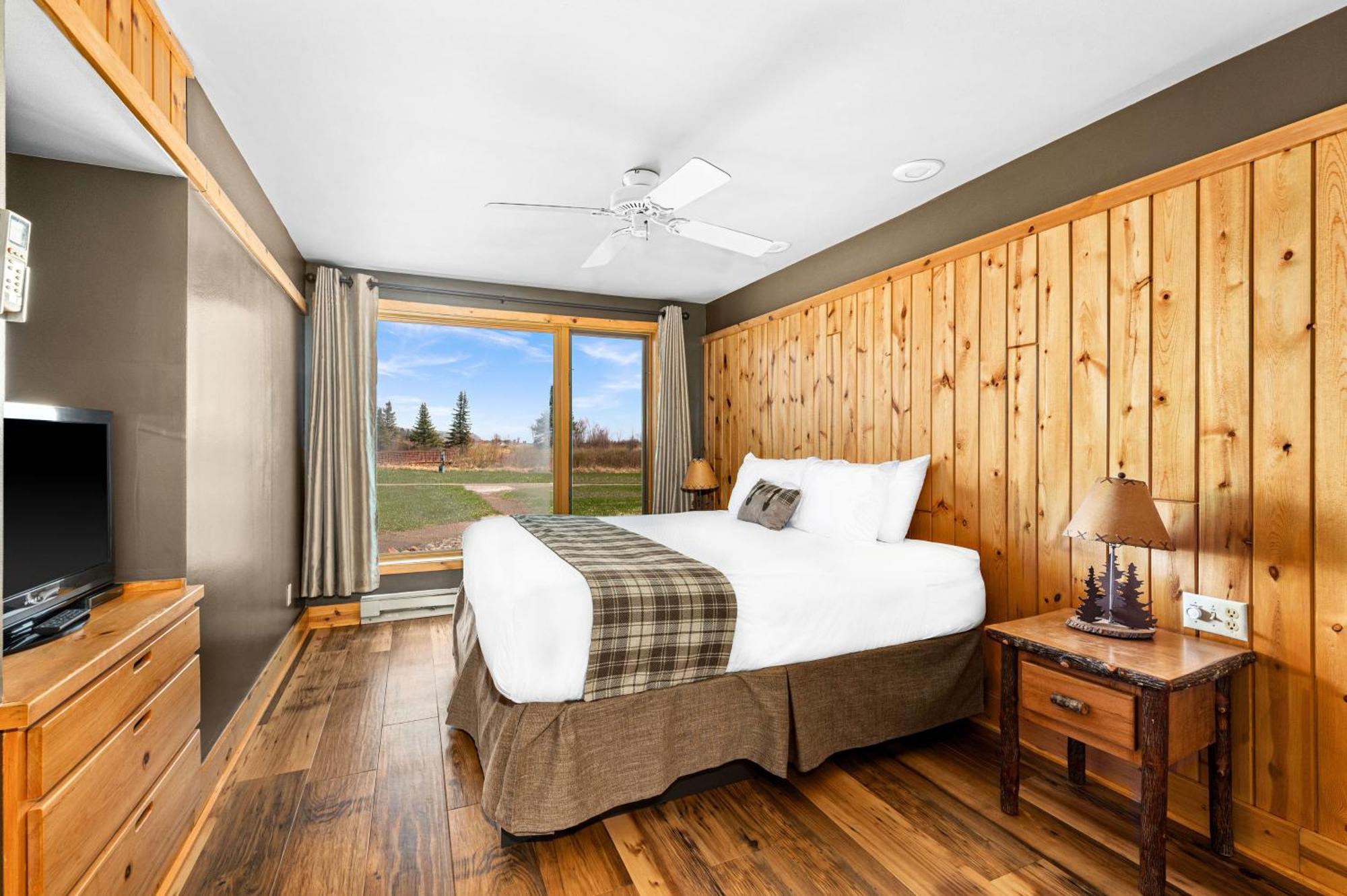 Resort Superior Shores